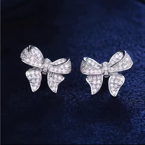 Jewelry - New simulated diamond silver filled ribbon gift bow earrings